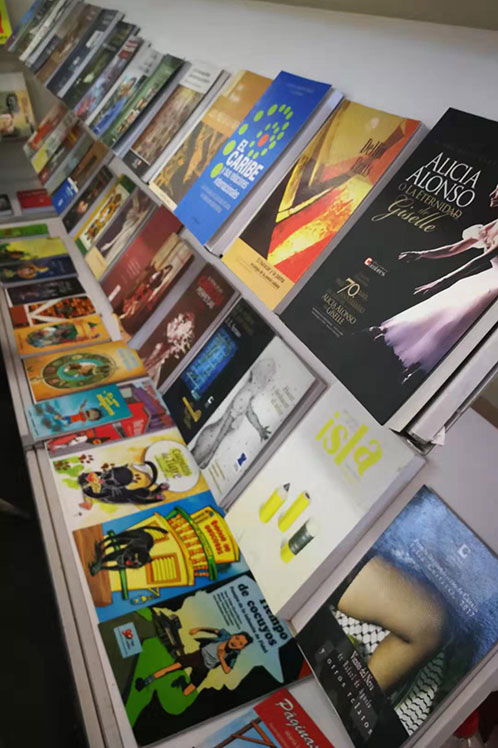Cuba con presencia fructífera en Feria de Libro en Beijing