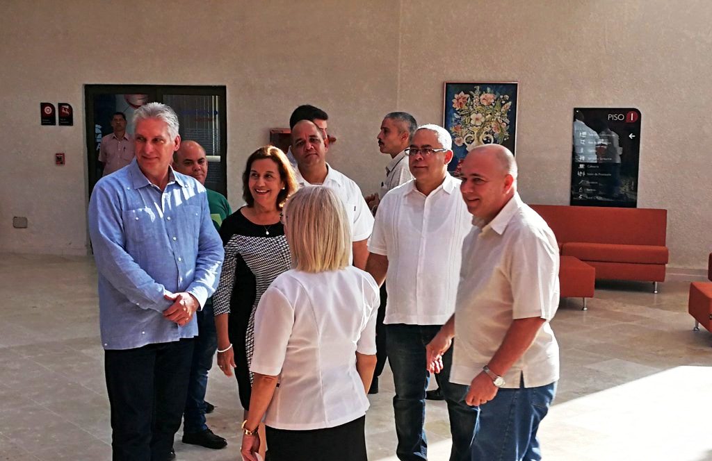 Presidente cubano inaugura el Centro de Estudios Avanzados de Cuba