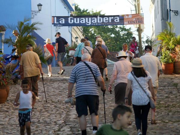 La edición de la Feria Tecnológica La Guayabera 5.0, salió de su recinto para extenderse por varios espacios de la ciudad, en Sancti Spíritus, Cuba
