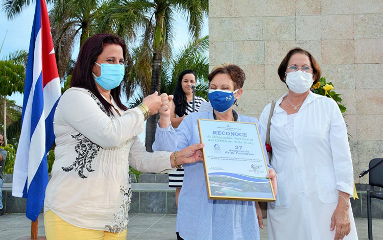 Reconocimiento de Salud al Citma en Villa Clara.