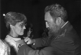 Dra. Rosa Elena Simeón Negrín y Fidel Castro