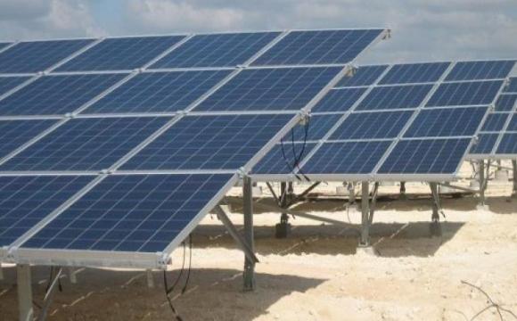 Alta disponibilidad de los 72 parques fotovoltaicos instalados en Cuba 