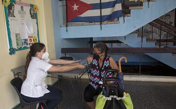 Celebra Cuba día de su ciencia, con más salud e innovación