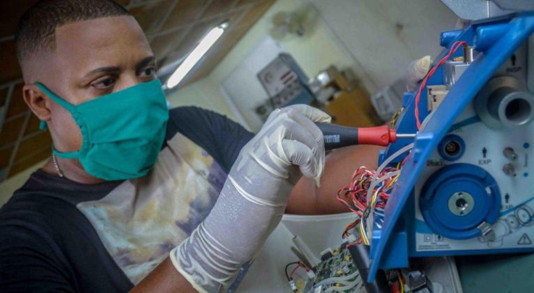 Cuba desarrolla ventiladores pulmonares