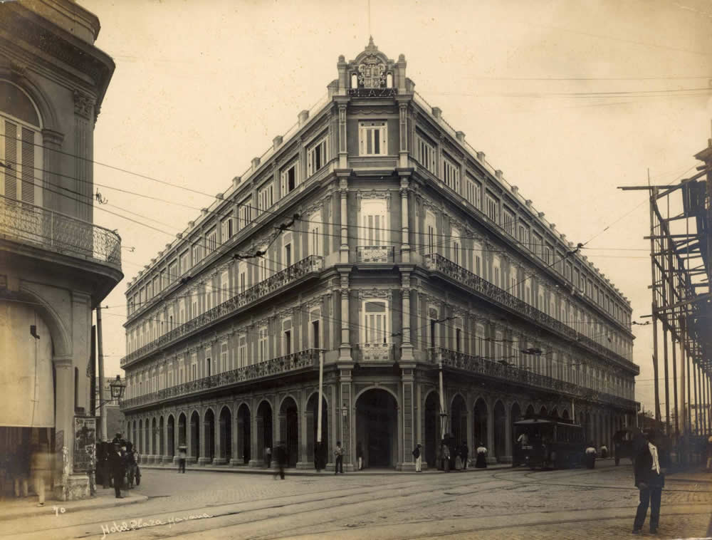 Hotel Plaza