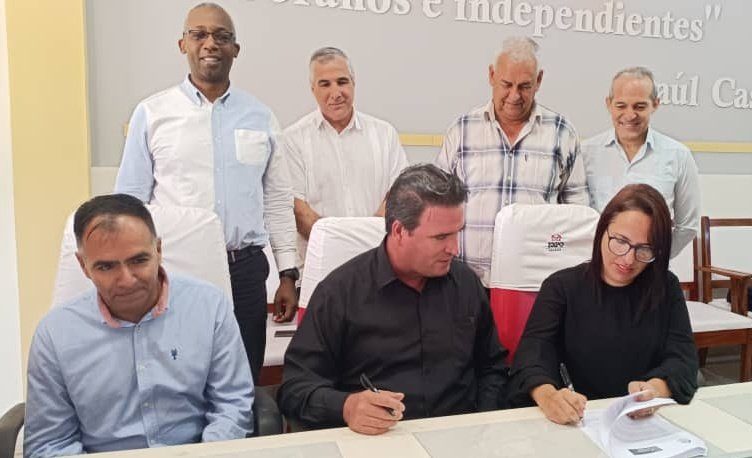 Firman convenios de colaboración universidades y delegaciones del Citma
