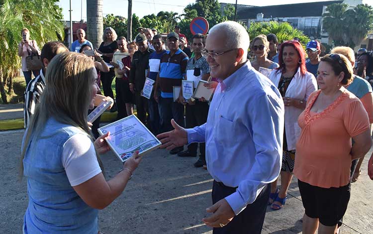 Reconocimiento a instituciones protectoras del Medio Ambiente